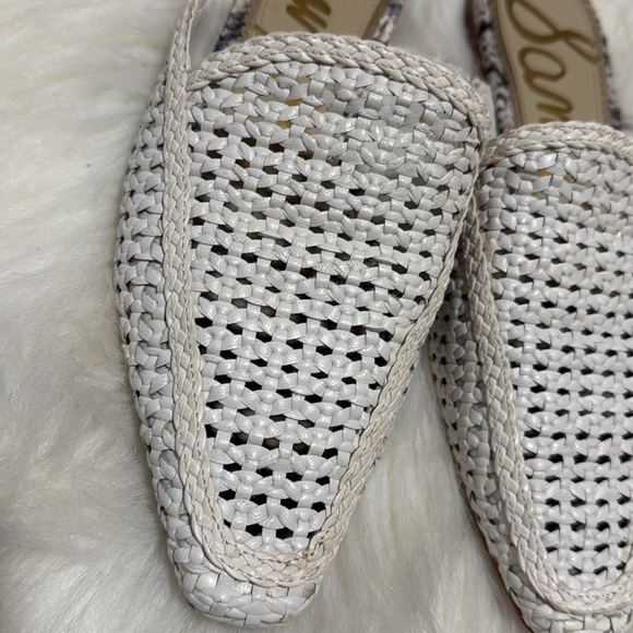 Sam Edelman Elva Mules - Picture 2 of 6